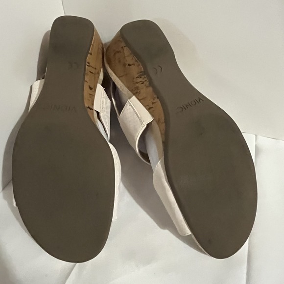 Vionic Snake Print Adjustable Wedge Kenya In Beige Size 9.5 - Picture 6 of 8